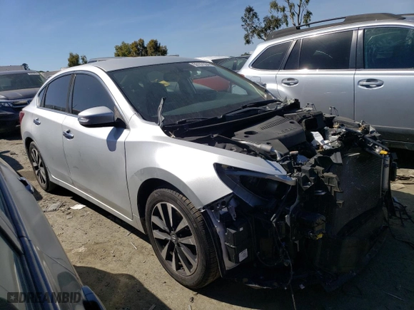 2018 Nissan Altima 2.5 SV with VIN 1N4AL3AP5JC196810, listed as a Copart auction lot 50107354 with 137,615 mi miles and Salvage Title. Bid and sale history available at carsss.com. Image 4.