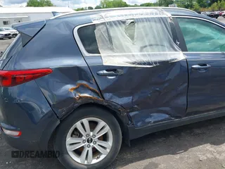 2017 Kia Sportage LX z VIN KNDPMCAC1H7272881, wystawiony jako IAAI lot #38926444 z przebiegiem 12 743 mil mil oraz . Historia ofert i sprzedaży dostępna na DreamBid. Obrazek 6.