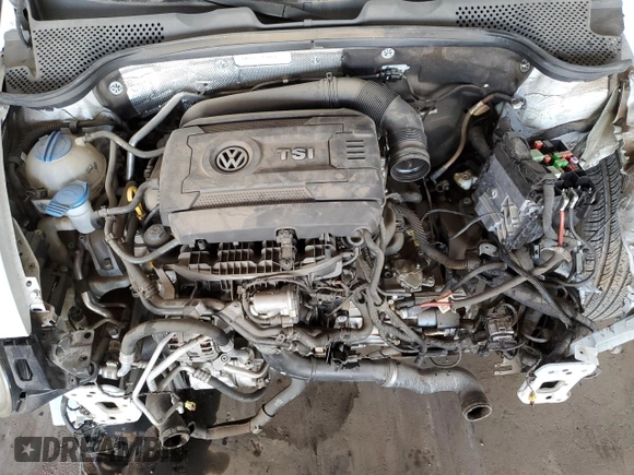 2015 Volkswagen Beetle 1.8T with VIN 3VW517AT3FM800881, listed as a Copart auction lot 87896105 with 30,315 mi miles and Salvage title. Bid and sale history available at DreamBid. Image 11.