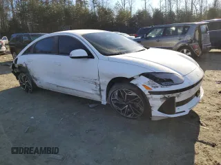 2023 Hyundai Ioniq 6 SEL z VIN KMHM34AA7PA021936, wystawiony jako Copart lot #42296684 z przebiegiem 5962 mil mil oraz . Historia ofert i sprzedaży dostępna na DreamBid. Obrazek 4.