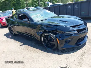 2016 Chevrolet Camaro 2SS z VIN 1G1FH1R76G0130957, wystawiony jako IAAI lot #40950588 z przebiegiem 88 301 mil mil oraz . Historia ofert i sprzedaży dostępna na DreamBid. Obrazek 1.
