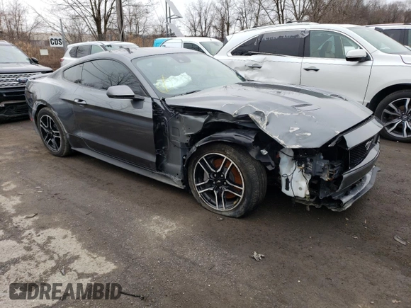 2022 Ford Mustang GT with VIN 1FA6P8CFXN5133790, listed as a Copart auction lot 42409463 with 3,572 mi miles. Bid and sale history available at carsss.com. Image 4.