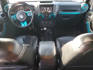 2017 Jeep Wrangler Unlimited Rubicon Recon with VIN 1C4HJWFG0HL558416, listed as a Copart auction lot 88950895 with 115,425 mi miles and Clean title. Bid and sale history available at DreamBid. Image 8.