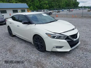 2017 Nissan Maxima SR z VIN 1N4AA6AP4HC424779, wystawiony jako IAAI lot #42212743 z przebiegiem 133 336 mil mil oraz . Historia ofert i sprzedaży dostępna na DreamBid. Obrazek 1.