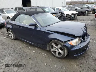 2008 BMW 1 Series 135i z VIN WBAUN93518VF56573, wystawiony jako Copart lot #85492504 z przebiegiem 132 979 mil mil oraz Szkoda całkowita • Salvage title. Historia ofert i sprzedaży dostępna na DreamBid. Obrazek 4.