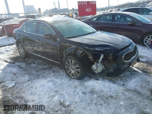 2015 Kia Cadenza Premium with VIN KNALN4D72F5181818, listed as a IAAI auction lot 41358864 with 113,460 mi miles. Bid and sale history available at carsss.com. Image 1.