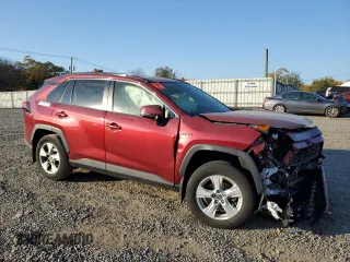 2021 Toyota RAV4 Hybrid XLE with VIN JTMRWRFV7MD130630, listed as a Copart auction lot 76802014 with 0 mi miles and Salvage Title. Bid and sale history available at carsss.com. Image 4.