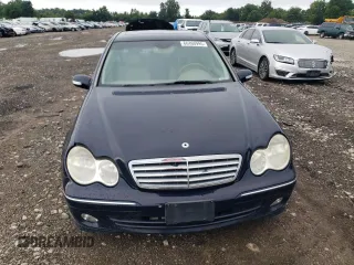 2005 Mercedes-Benz C 240 z VIN WDBRF81J25F662208, wystawiony jako Copart lot #66460995 z przebiegiem 163 658 mil mil oraz Czysty tytuł • Clean title. Historia ofert i sprzedaży dostępna na DreamBid. Obrazek 5.