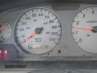 2001 Nissan Frontier SE Desert Runner with VIN 1N6ED26T31C335077, listed as a IAAI auction lot 41716733 with 308,298 mi miles and . Bid and sale history available at DreamBid. Image 7.