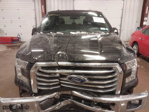 2015 Ford F-150 XLT w/HD Payload Pkg with VIN 1FTFW1EG8FFB59391, listed as a IAAI auction lot 41520010 with 119,414 mi miles. Bid and sale history available at carsss.com. Image 12.