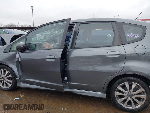 2013 Honda Fit Sport с VIN JHMGE8H56DC019458, выставлен на аукционе IAAI как лот 41912389 с пробегом Не указан миль и . История ставок и продаж доступна на DreamBid. Изображение 14.