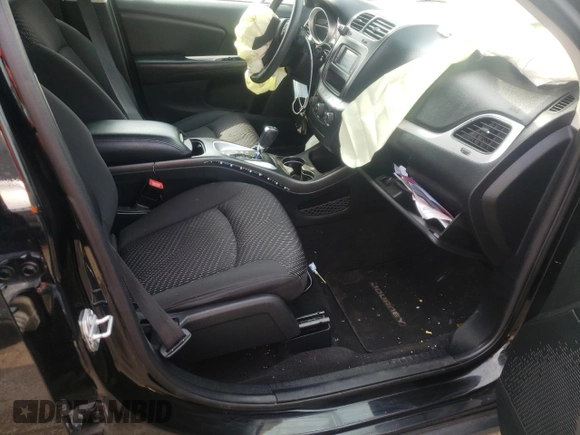 2017 Dodge Journey SXT with VIN 3C4PDDBG8HT520725, listed as a Copart auction lot 38070542 with 103,325 mi miles and Salvage title. Bid and sale history available at DreamBid. Image 5.