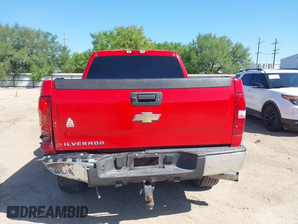 2011 Chevrolet Silverado 1500 LT with VIN 3GCPCSE02BG351470, listed as a IAAI auction lot 41899663 with 293,511 mi miles and . Bid and sale history available at DreamBid. Image 16.