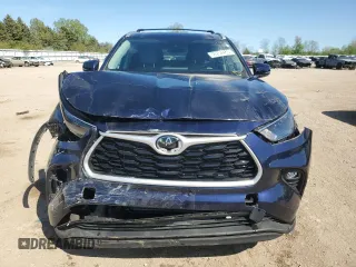 2022 Toyota Highlander XLE with VIN 5TDGZRBH8NS573003, listed as a Copart auction lot 56254485 with 19,293 mi miles and Salvage title. Bid and sale history available at DreamBid. Image 5.