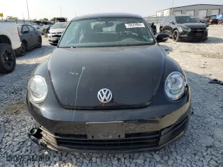 2012 Volkswagen Beetle 2.5L w/Sun PZEV with VIN 3VWJP7ATXCM611427, listed as a Copart auction lot 70628964 with 80,184 mi miles and Salvage Title. Bid and sale history available at carsss.com. Image 5.