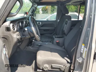 2018 Jeep Wrangler Unlimited Sahara with VIN 1C4HJXEN2JW220882, listed as a Copart auction lot 57428525 with 94,046 mi miles and Salvage title. Bid and sale history available at DreamBid. Image 7.
