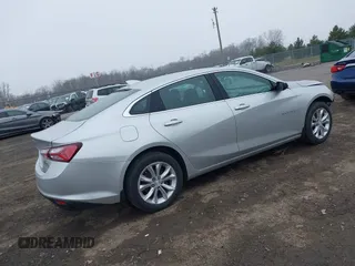 2020 Chevrolet Malibu LT with VIN 1G1ZD5ST4LF049938, listed as a IAAI auction lot 42010936 with 28,250 mi miles and . Bid and sale history available at DreamBid. Image 4.