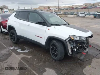 2024 Jeep Compass Trailhawk with VIN 3C4NJDDN5RT595220, listed as a IAAI auction lot 40956788 with 24,268 mi miles and . Bid and sale history available at DreamBid. Image 1.