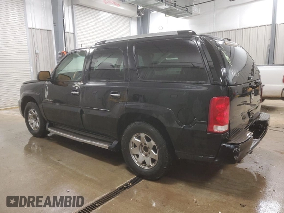 2003 Cadillac Escalade with VIN 1GYEC63T53R151013, listed as a Copart auction lot 86536944 with 420,451 mi miles and Salvage title. Bid and sale history available at DreamBid. Image 2.