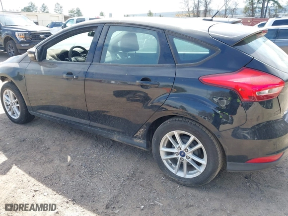 2017 Ford Focus SE with VIN 1FADP3K23HL342085, listed as a IAAI auction lot 41820615 with 1 mi miles. Bid and sale history available at carsss.com. Image 3.