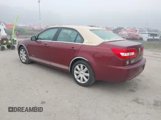 2007 Lincoln MKZ z VIN 3LNHM28T57R661630, wystawiony jako IAAI lot #42521194 z przebiegiem 123 435 mil mil oraz . Historia ofert i sprzedaży dostępna na DreamBid. Obrazek 3.