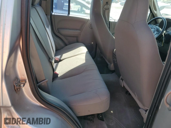 2003 Jeep Liberty Sport with VIN 1J4GK48K73W725175, listed as a Copart auction lot 53801155 with 104,727 mi miles and Salvage Title. Bid and sale history available at DreamBid. Image 11.