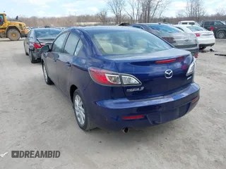 2012 Mazda Mazda3 i Touring with VIN JM1BL1V70C1558263, listed as a IAAI auction lot 41889154 with 31,161 mi miles. Bid and sale history available at carsss.com. Image 3.