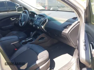 2013 Hyundai Tucson GLS with VIN KM8JU3AC3DU551018, listed as a IAAI auction lot 41988305 with 214,728 mi miles. Bid and sale history available at carsss.com. Image 5.
