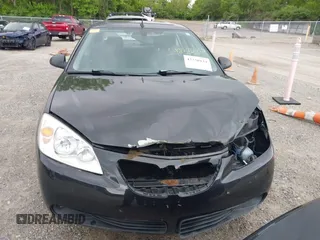 2009 Pontiac G6 1SA z VIN 1G2ZG57B594132964, wystawiony jako IAAI lot #42330133 z przebiegiem 139 695 mil mil oraz . Historia ofert i sprzedaży dostępna na DreamBid. Obrazek 12.