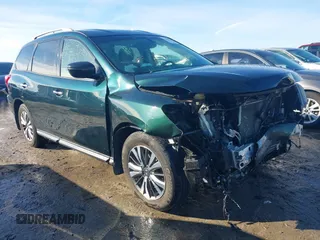2018 Nissan Pathfinder S z VIN 5N1DR2MN7JC619733, wystawiony jako IAAI lot #41090743 z przebiegiem 138 256 mil mil oraz . Historia ofert i sprzedaży dostępna na DreamBid. Obrazek 1.