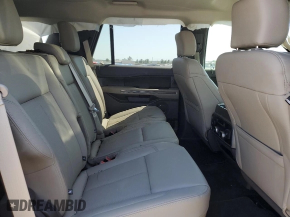 2019 Ford Expedition XLT with VIN 1FMJU1HT7KEA03878, listed as a Copart auction lot 52351735 with 25,615 mi miles and Salvage Title. Bid and sale history available at carsss.com. Image 11.