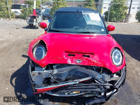 2022 MINI Convertible Cooper S with VIN WMW43DL0XN3P17472, listed as a IAAI auction lot 42050605 with 15,494 mi miles and . Bid and sale history available at DreamBid. Image 6.
