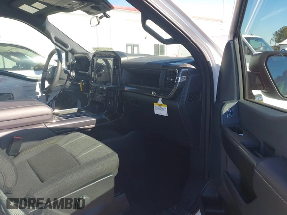 2024 Ford F-150 STX with VIN 1FTFW2L59RKE86188, listed as a IAAI auction lot 41371097 with 3,190 mi miles and . Bid and sale history available at carsss.com. Image 5.
