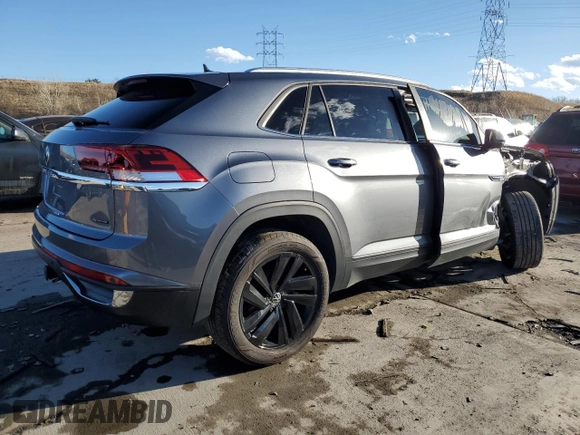 2023 Volkswagen Atlas SE with VIN 1V2KE2CA5PC226004, listed as a Copart auction lot 43184745 with 18,568 mi miles and Salvage title. Bid and sale history available at DreamBid. Image 3.