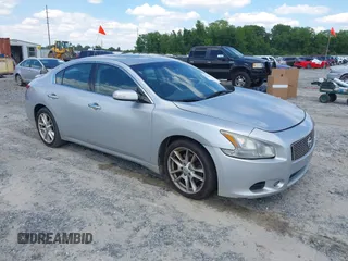 2009 Nissan Maxima S with VIN 1N4AA51E39C822835, listed as a IAAI auction lot 42184912 with 186,131 mi miles and . Bid and sale history available at DreamBid. Image 1.