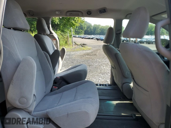 2015 Toyota Sienna LE with VIN 5TDJK3DC0FS112243, listed as a Copart auction lot 61791405 with 86,039 mi miles and Salvage title. Bid and sale history available at DreamBid. Image 11.