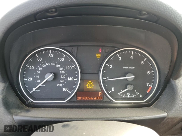 2012 BMW 1 Series 128i with VIN WBAUP9C55CVL91384, listed as a Copart auction lot 77684304 with 201,402 mi miles and Clean title. Bid and sale history available at DreamBid. Image 9.