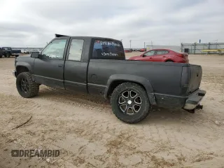 1994 GMC Sierra 1500 z VIN 2GTEK19K7R1531515, wystawiony jako Copart lot #45211685 z przebiegiem 286 840 mil mil oraz Szkoda całkowita • Salvage title. Historia ofert i sprzedaży dostępna na DreamBid. Obrazek 2.
