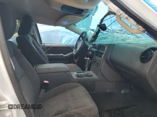 2010 Ford Explorer XLT z VIN 1FMEU6DE4AUA99334, wystawiony jako Copart lot #45903265 z przebiegiem 93 439 mil mil oraz Szkoda całkowita • Salvage title. Historia ofert i sprzedaży dostępna na DreamBid. Obrazek 7.