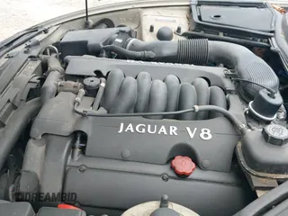 1998 Jaguar XK с VIN SAJGX2241WC025200, выставлен на аукционе IAAI как лот 42618690 с пробегом 55 798 миль миль и . История ставок и продаж доступна на DreamBid. Изображение 19.