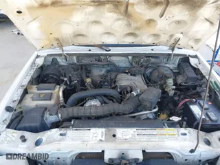 2000 Ford Ranger XL with VIN 1FTYR10V0YPA80803, listed as a IAAI auction lot 41980250 with 254,362 mi miles. Bid and sale history available at carsss.com. Image 10.
