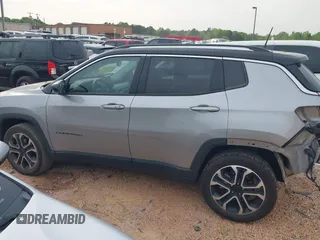 2022 Jeep Compass High Altitude with VIN 3C4NJDCB7NT126888, listed as a IAAI auction lot 42016938 with 46,924 mi miles and . Bid and sale history available at carsss.com. Image 15.