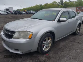 2010 Dodge Avenger R/T with VIN 1B3CC5FB2AN176824, listed as a IAAI auction lot 42201641 with 190,036 mi miles and . Bid and sale history available at DreamBid. Image 2.
