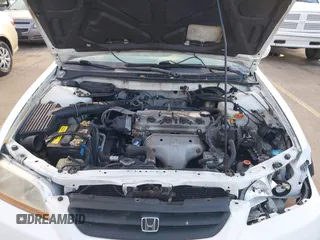 1999 Honda Accord EX z VIN 1HGCG3259XA007246, wystawiony jako IAAI lot #41709901 z przebiegiem 314 469 mil mil oraz . Historia ofert i sprzedaży dostępna na DreamBid. Obrazek 10.