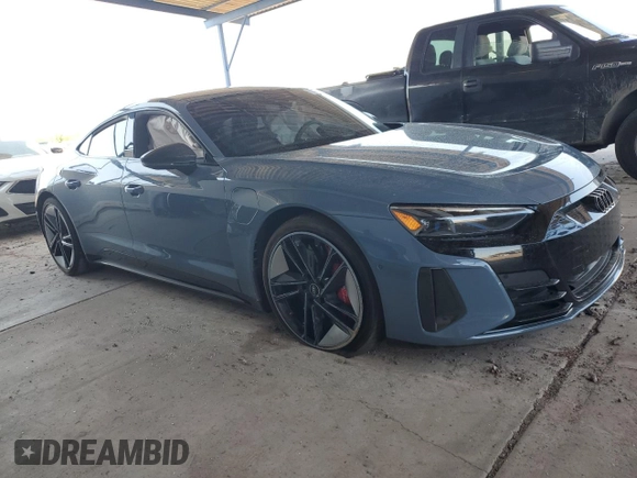 2022 Audi RS e-tron GT z VIN WAUAHBFW0N7902258, wystawiony jako Copart lot #63346114 z przebiegiem Nie podano mil oraz Szkoda całkowita • Salvage title. Historia ofert i sprzedaży dostępna na DreamBid. Obrazek 4.