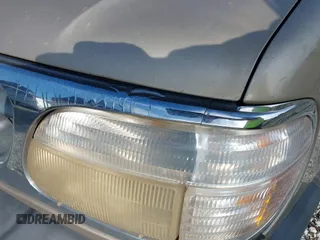 1999 Ford Explorer z VIN 1FMZU32X7XUB01672, wystawiony jako IAAI lot #41263264 z przebiegiem 148 134 mil mil oraz . Historia ofert i sprzedaży dostępna na DreamBid. Obrazek 14.