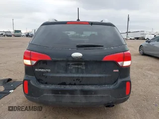 2014 Kia Sorento LX with VIN 5XYKT3A64EG483756, listed as a IAAI auction lot 41472374 with 118,660 mi miles. Bid and sale history available at carsss.com. Image 16.