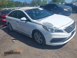 2015 Hyundai Sonata 2.4L Sport with VIN 5NPE34AFXFH213735, listed as a IAAI auction lot 42043045 with 114,822 mi miles. Bid and sale history available at carsss.com. Image 1.