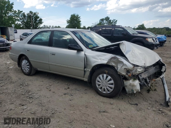2000 Toyota Camry CE z VIN 4T1BG22K9YU653036, wystawiony jako Copart lot #55363475 z przebiegiem 84 258 mil mil oraz Szkoda całkowita • Salvage title. Historia ofert i sprzedaży dostępna na DreamBid. Obrazek 4.