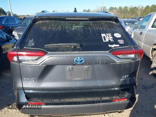 2020 Toyota RAV4 Hybrid XSE with VIN JTME6RFV5LD502382, listed as a IAAI auction lot 41832450 with 55,726 mi miles. Bid and sale history available at carsss.com. Image 16.